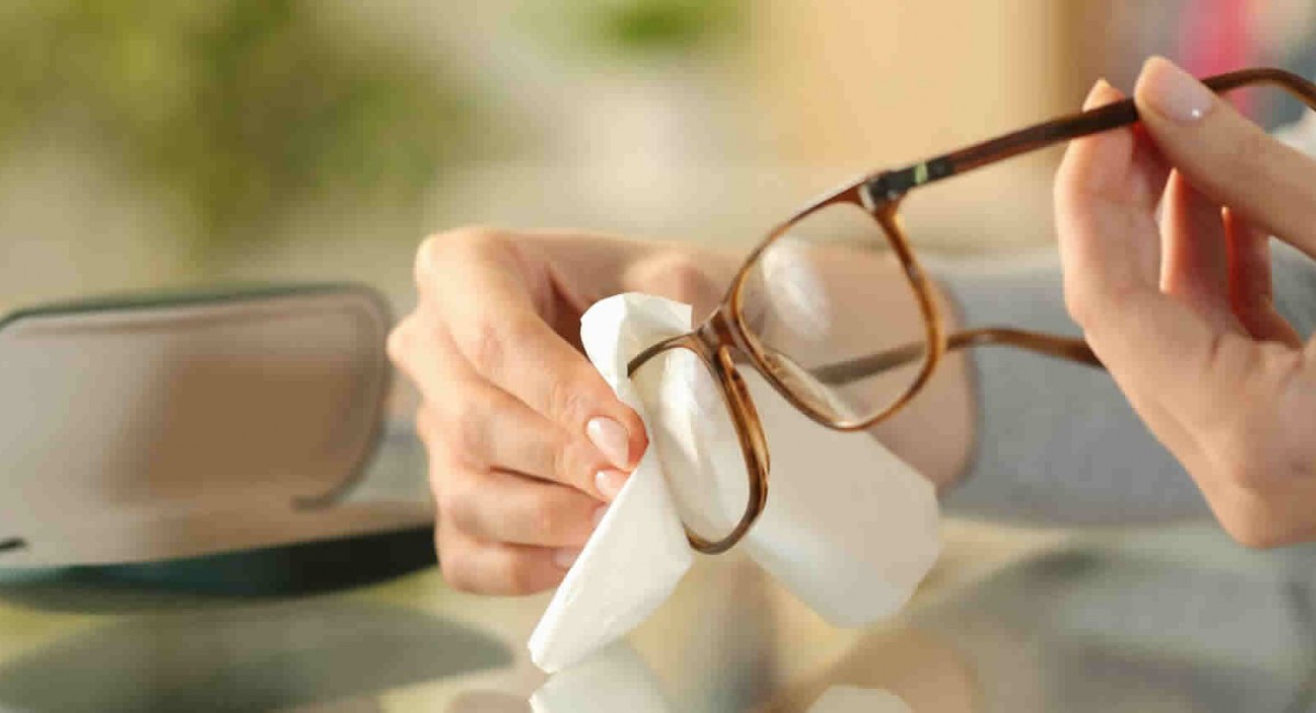 How to Clean Eyeglasses and How to Store Them Smoothly? How to Clean Eyeglasses and How to Store Them Smoothly?